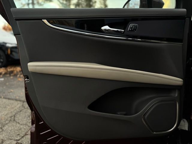 Certified 2023 Lincoln Nautilus AWD w/ Premium Package image 14