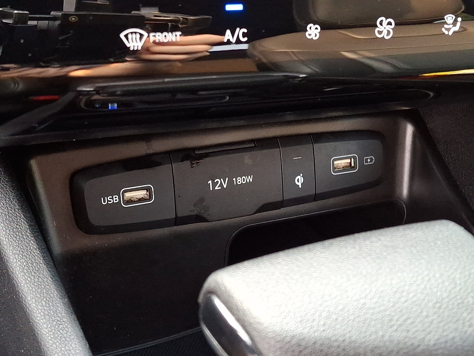 Certified 2024 Hyundai Santa Cruz Night AWD/4WD image 16