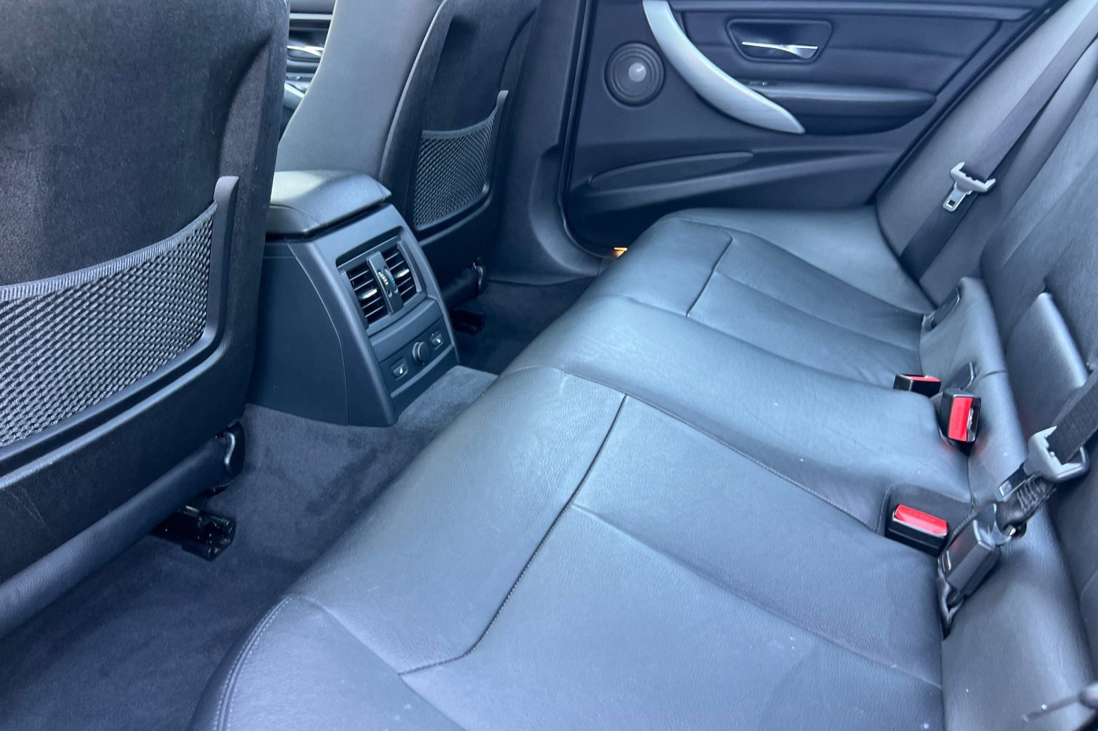 Used 2015 BMW 328i xDrive Sedan AWD/4WD image 28