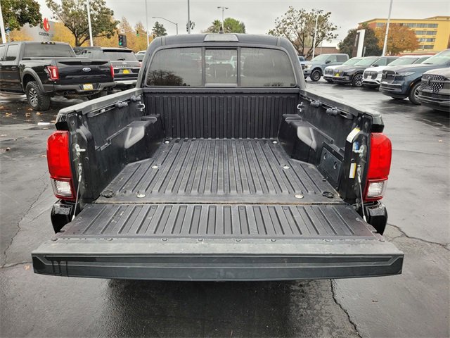 Used 2021 Toyota Tacoma 4x4 Double Cab image 12