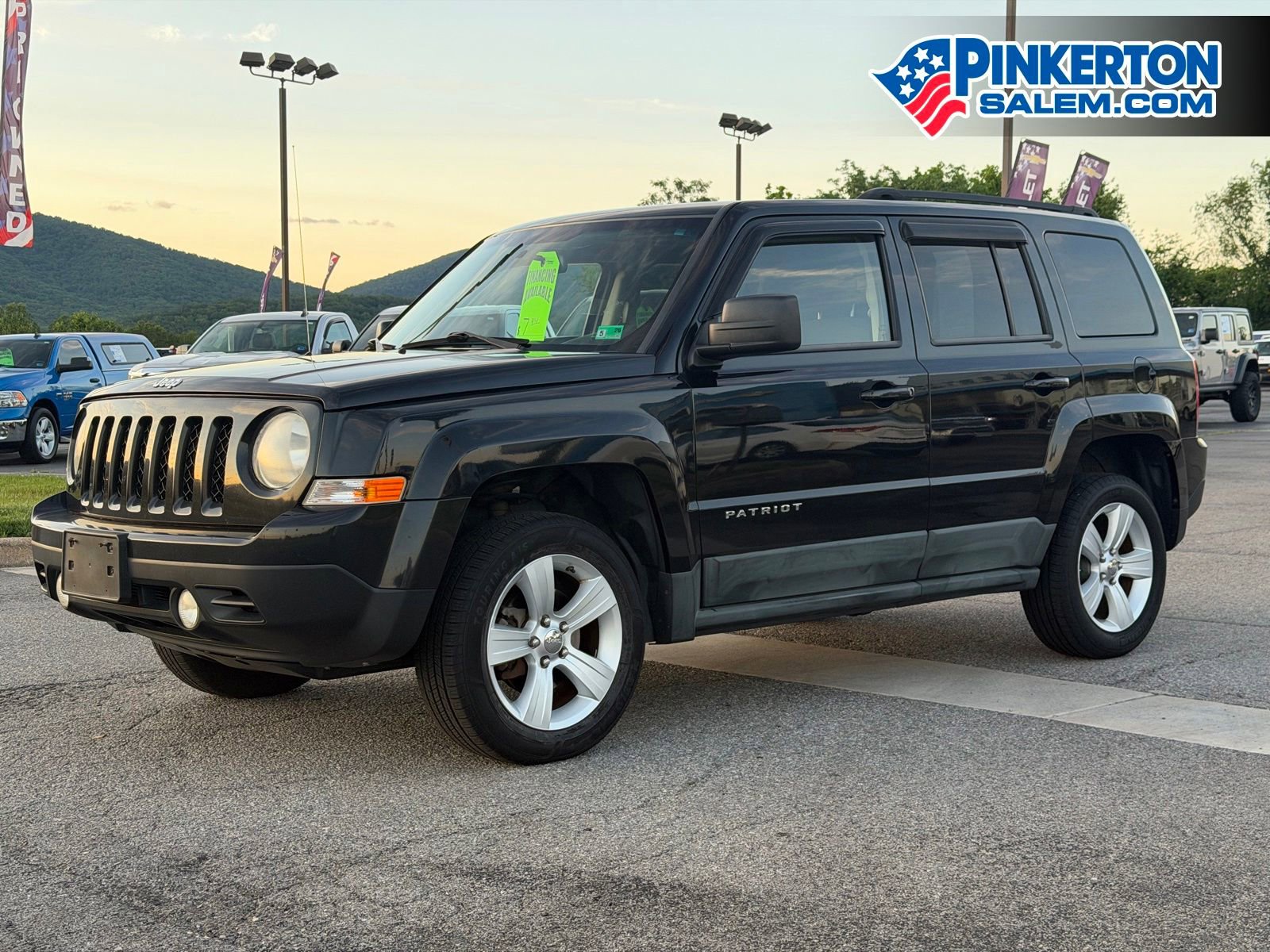 Used 2011 Jeep Patriot Latitude AWD/4WD image 2