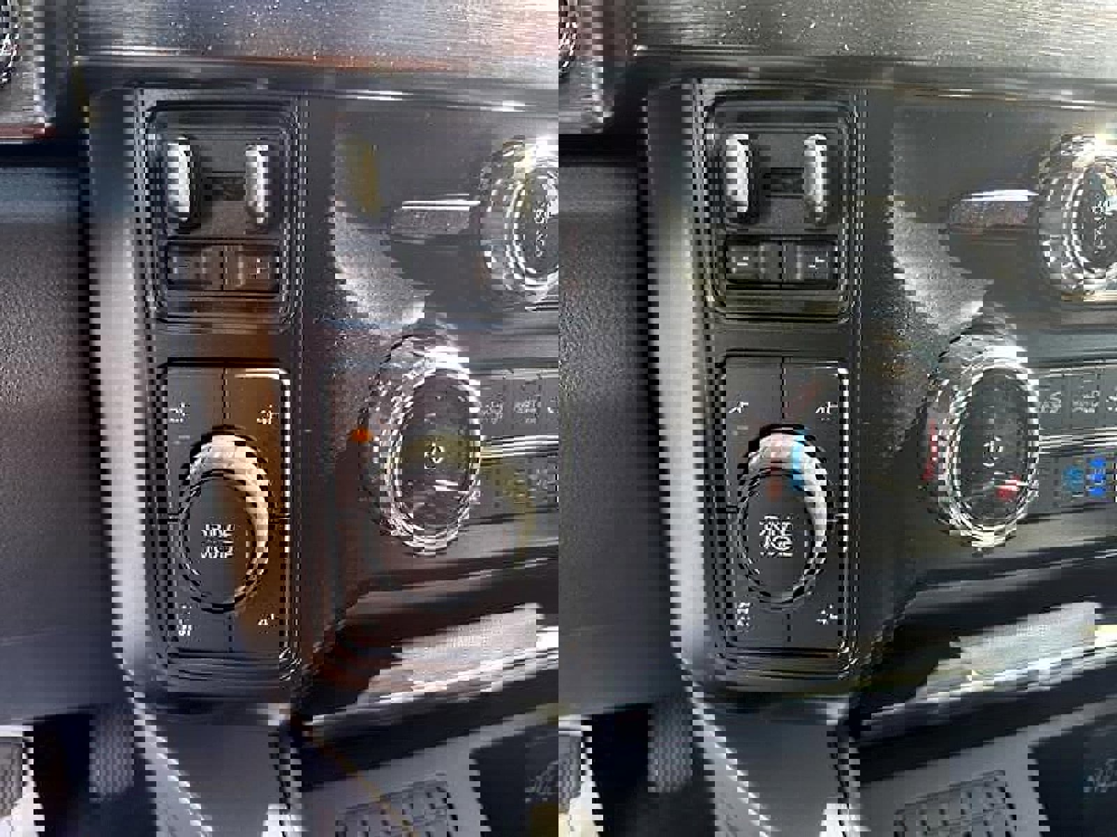 New 2025 Ford F250 Lariat w/ Lariat Ultimate Package image 24