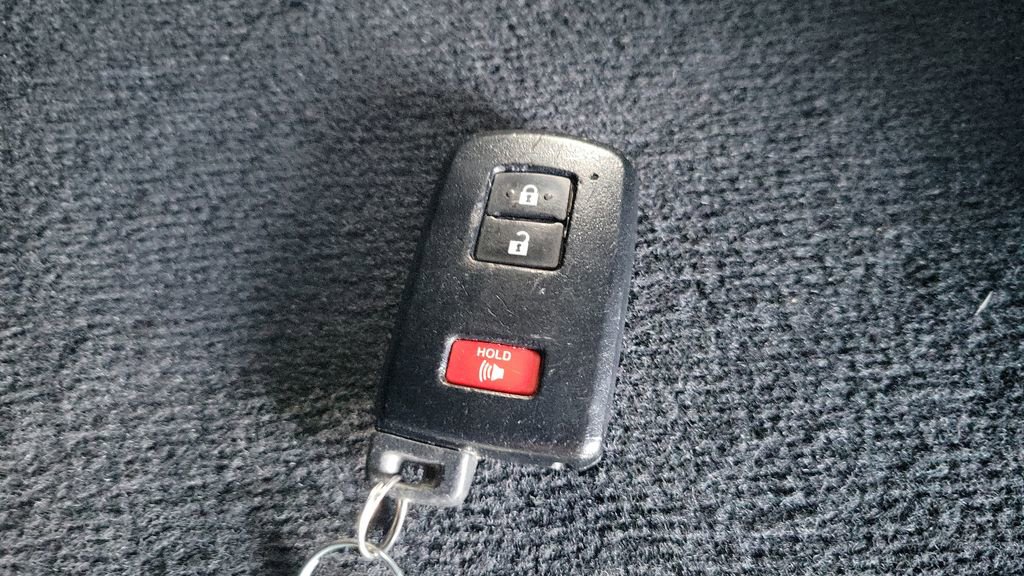 Used 2021 Toyota Tacoma TRD Sport image 24