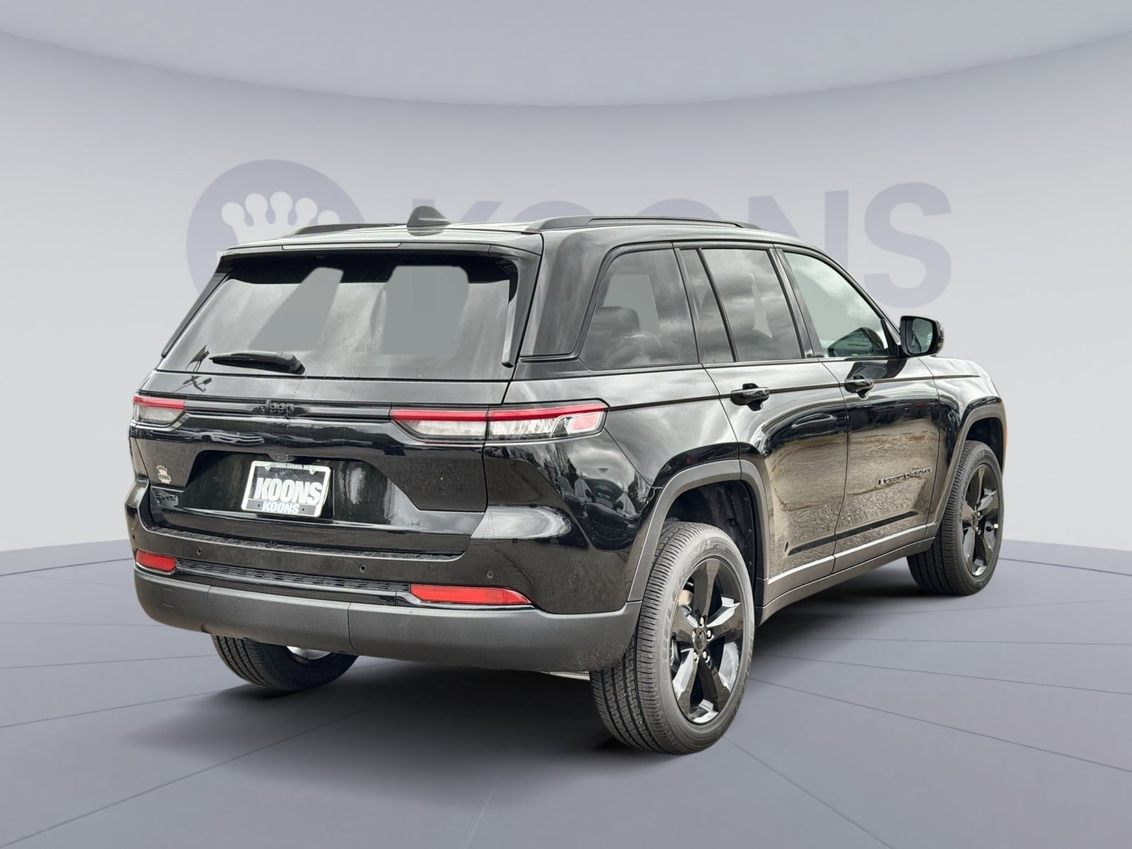 New 2025 Jeep Grand Cherokee Altitude image 7