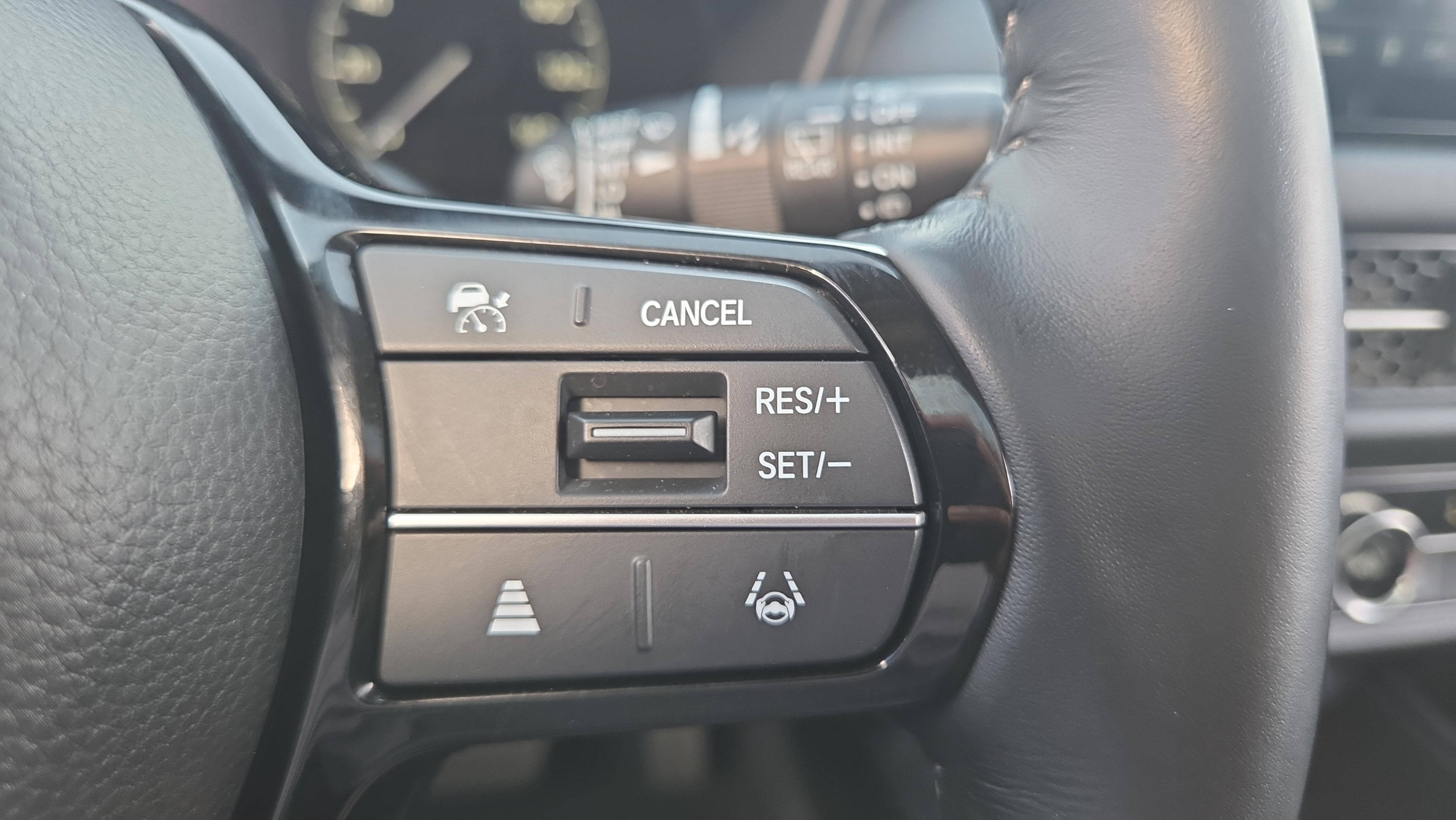 Certified 2025 Honda HR-V EX-L image 23
