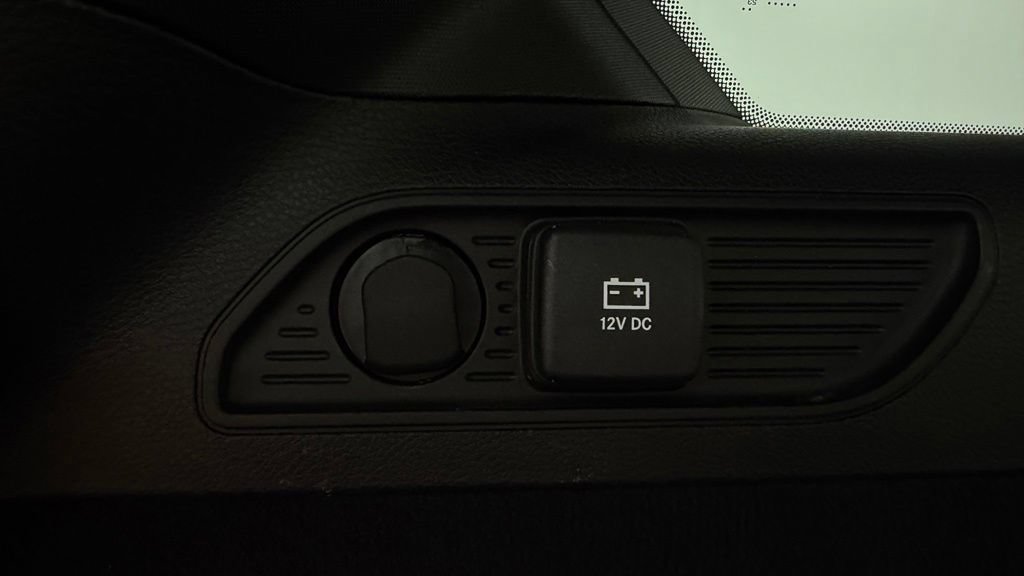 Used 2023 Jeep Grand Cherokee Summit AWD/4WD image 14