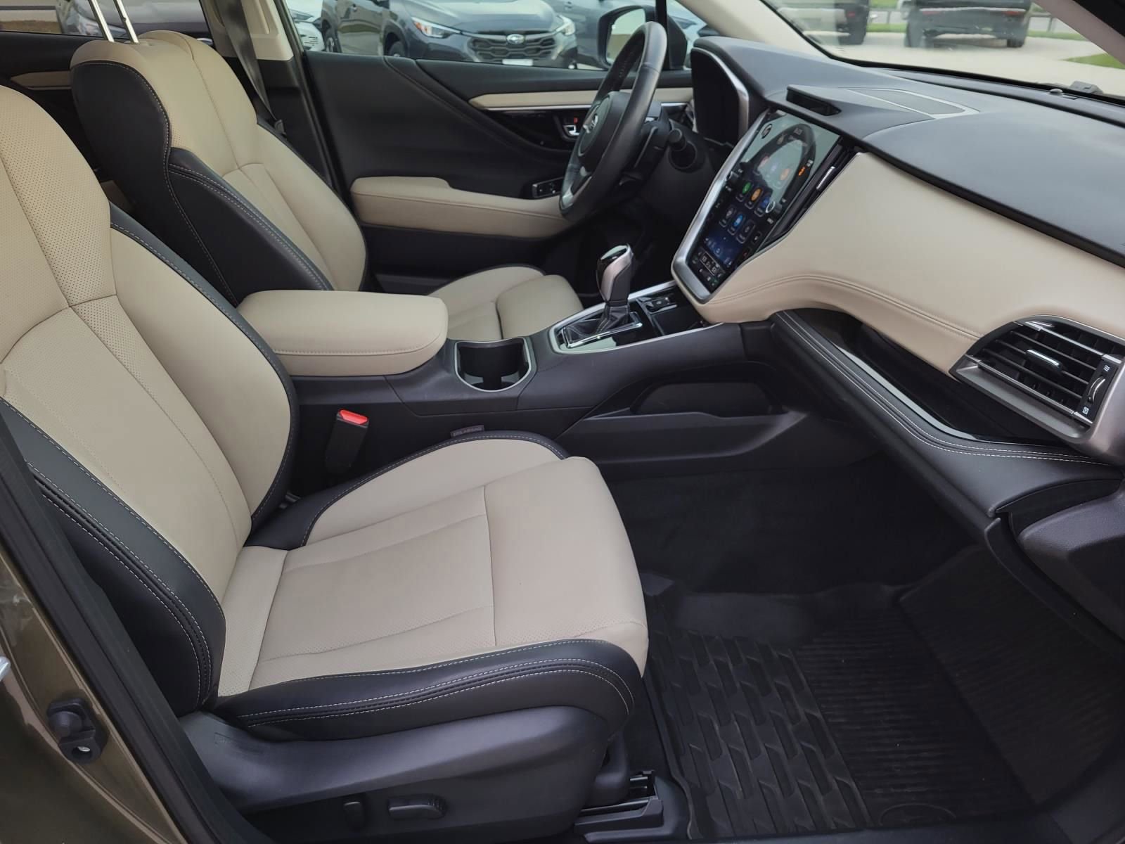 Certified 2025 Subaru Outback Limited image 8