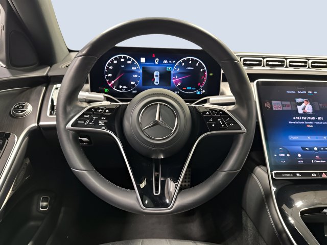 Certified 2022 Mercedes-Benz S 500 4MATIC image 18
