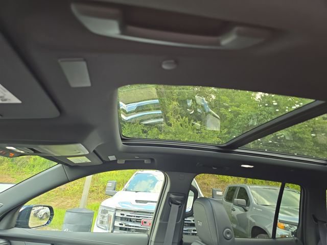 New 2026 Buick Enclave Sport Touring w/ Super Cruise Package image 7