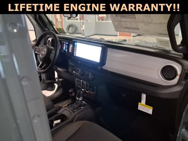 New 2026 Jeep Gladiator Sport AWD/4WD image 32