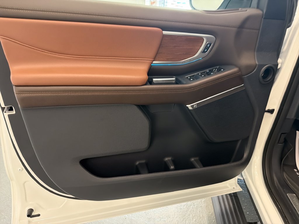 New 2027 Ford Expedition Max King Ranch RWD image 15