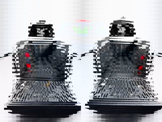 New 2026 Nissan Frontier SV w/ SV Convenience Package AWD/4WD image 9