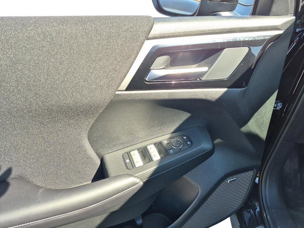 New 2026 Mitsubishi Outlander ES image 25