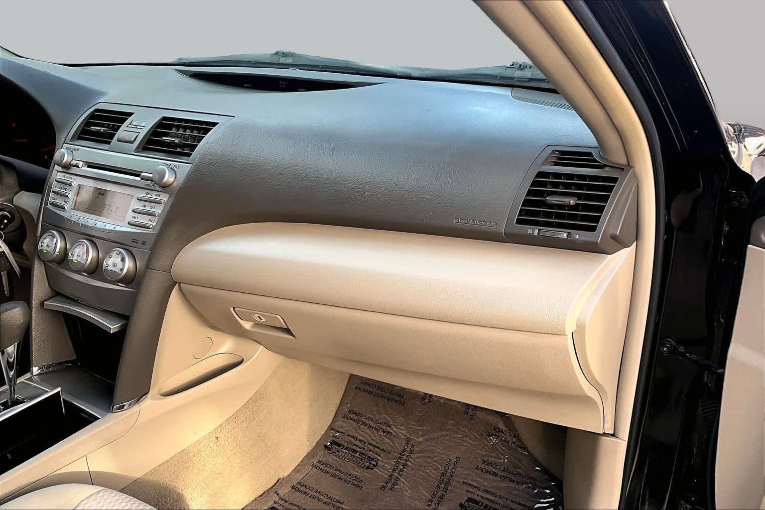 Used 2011 Toyota Camry LE w/ LE Extra-Value Pkg FWD image 17