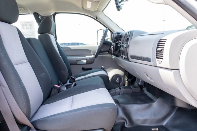 Used 2008 Chevrolet Silverado 3500 W/T AWD/4WD image 12