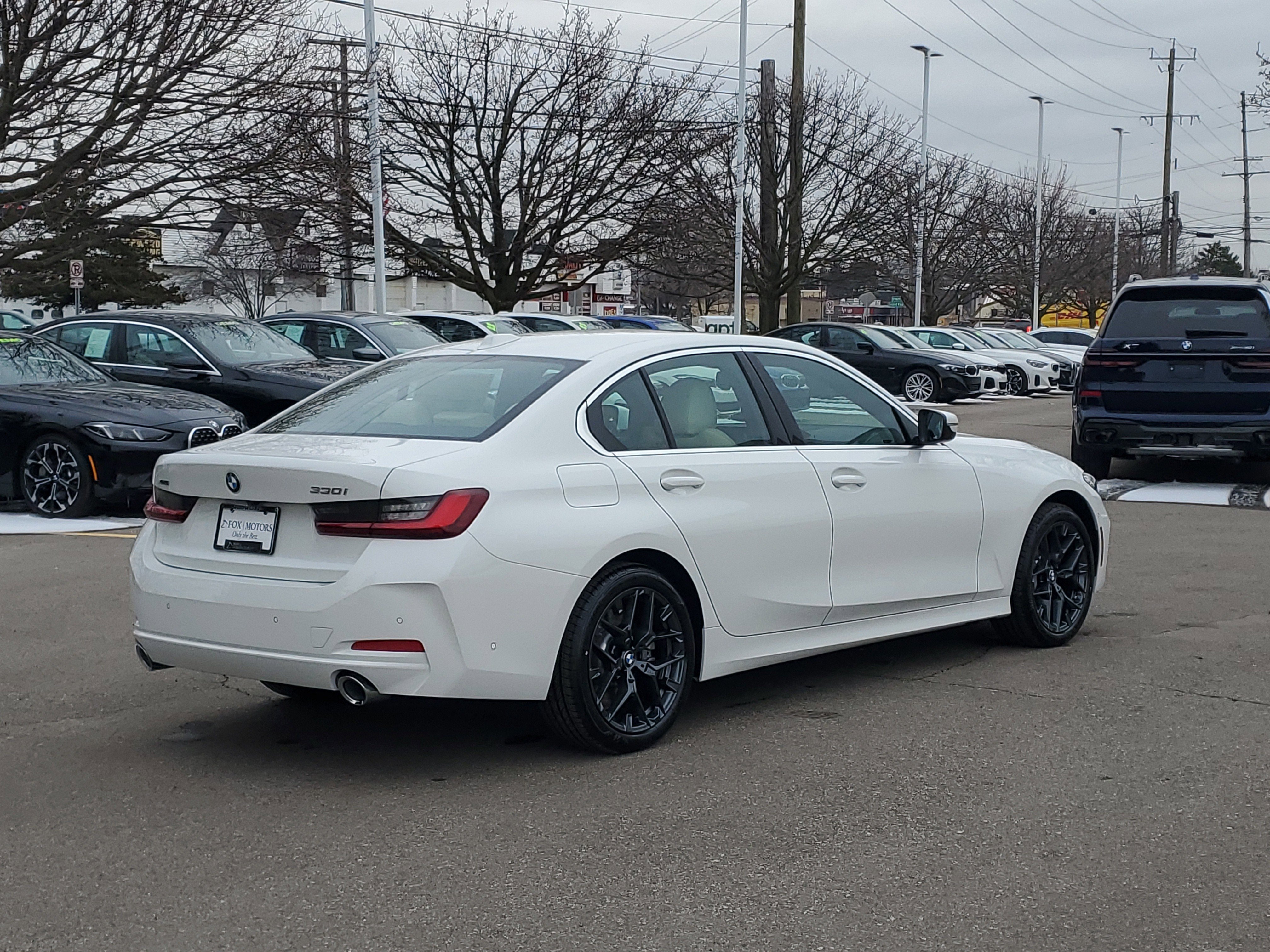 New 2026 BMW 330i xDrive Sedan w/ Premium Package image 3