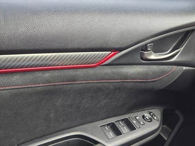 Used 2019 Honda Civic Type R image 11