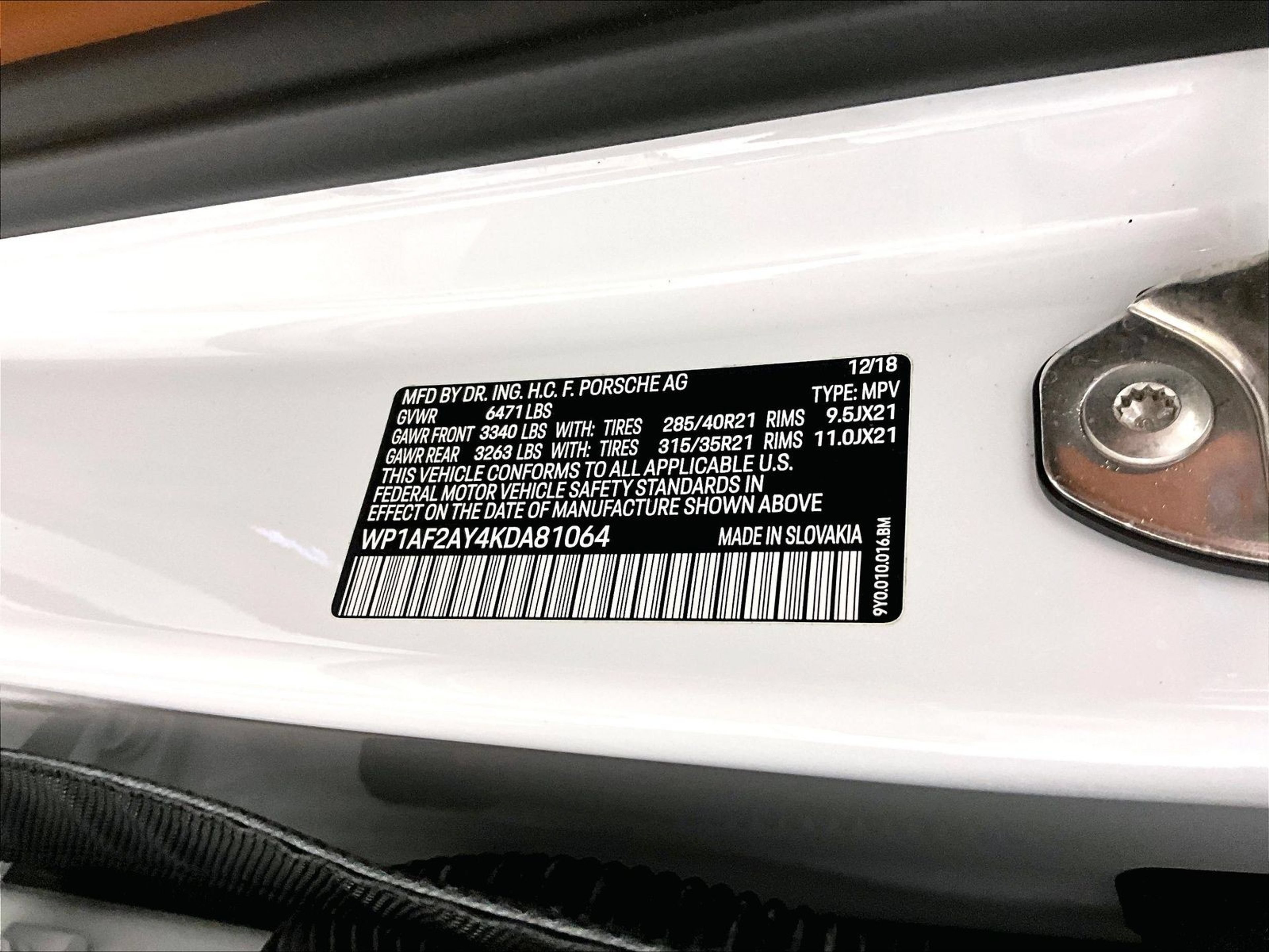 Certified 2019 Porsche Cayenne Turbo AWD/4WD image 27