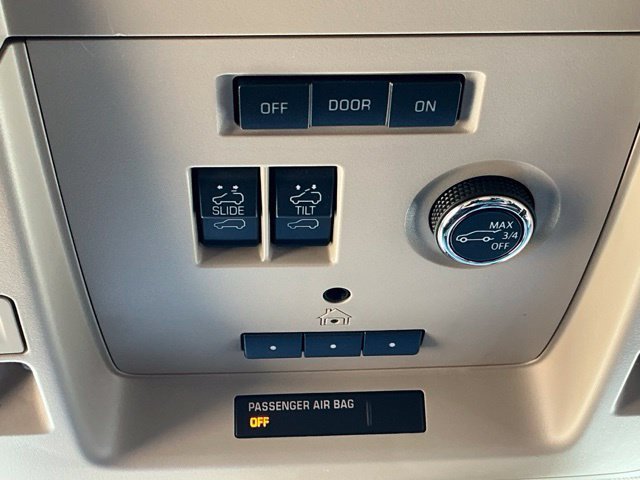 Used 2019 Chevrolet Tahoe LT AWD/4WD image 15