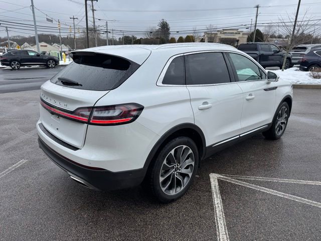 Used 2023 Lincoln Nautilus Reserve image 13