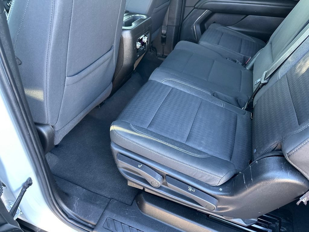 Used 2023 GMC Yukon XL SLE w/ Gmc Pro Safety Plus Package RWD image 34