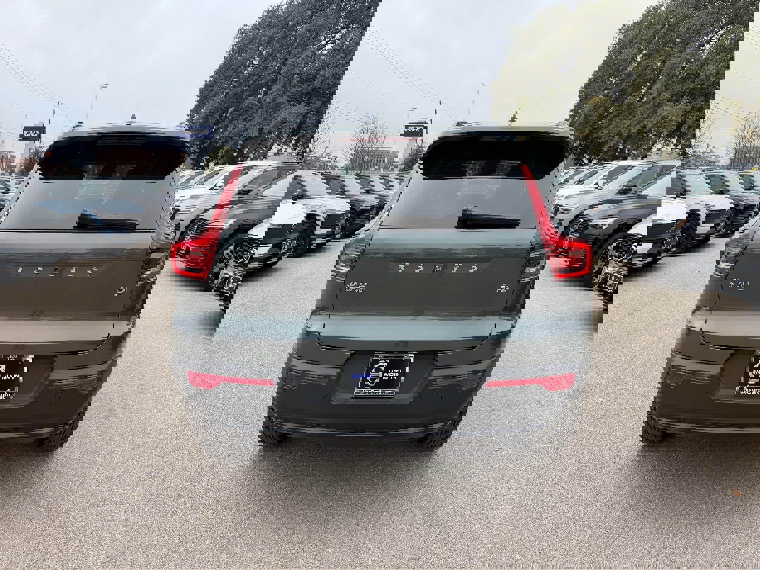 New 2026 Volvo XC40 B4 Plus image 5