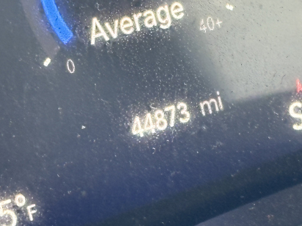 Used 2024 Chrysler Pacifica Touring-L image 13