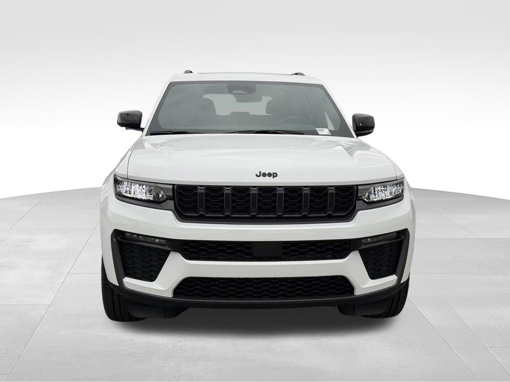 New 2026 Jeep Grand Cherokee Limited w/ Limited Altitude Package RWD image 9