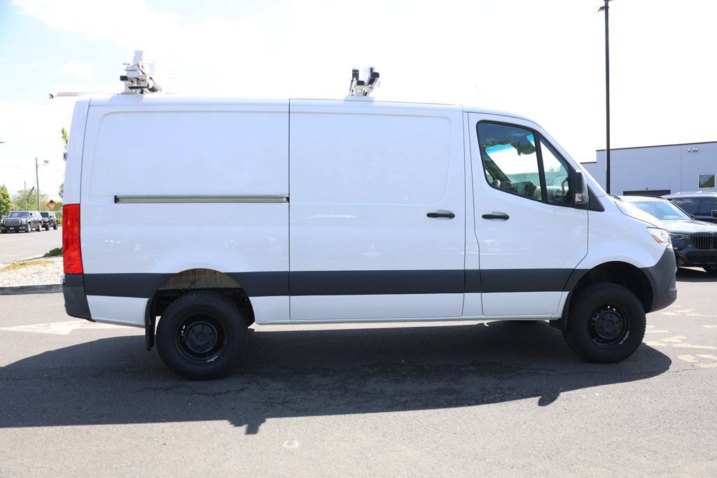 Used 2022 Mercedes-Benz Sprinter 2500 image 6