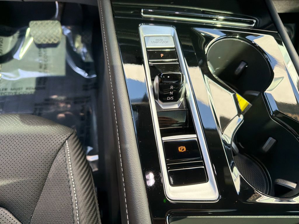 Certified 2024 Volkswagen Atlas Cross Sport SE w/ Panoramic Sunroof Package AWD/4WD image 27