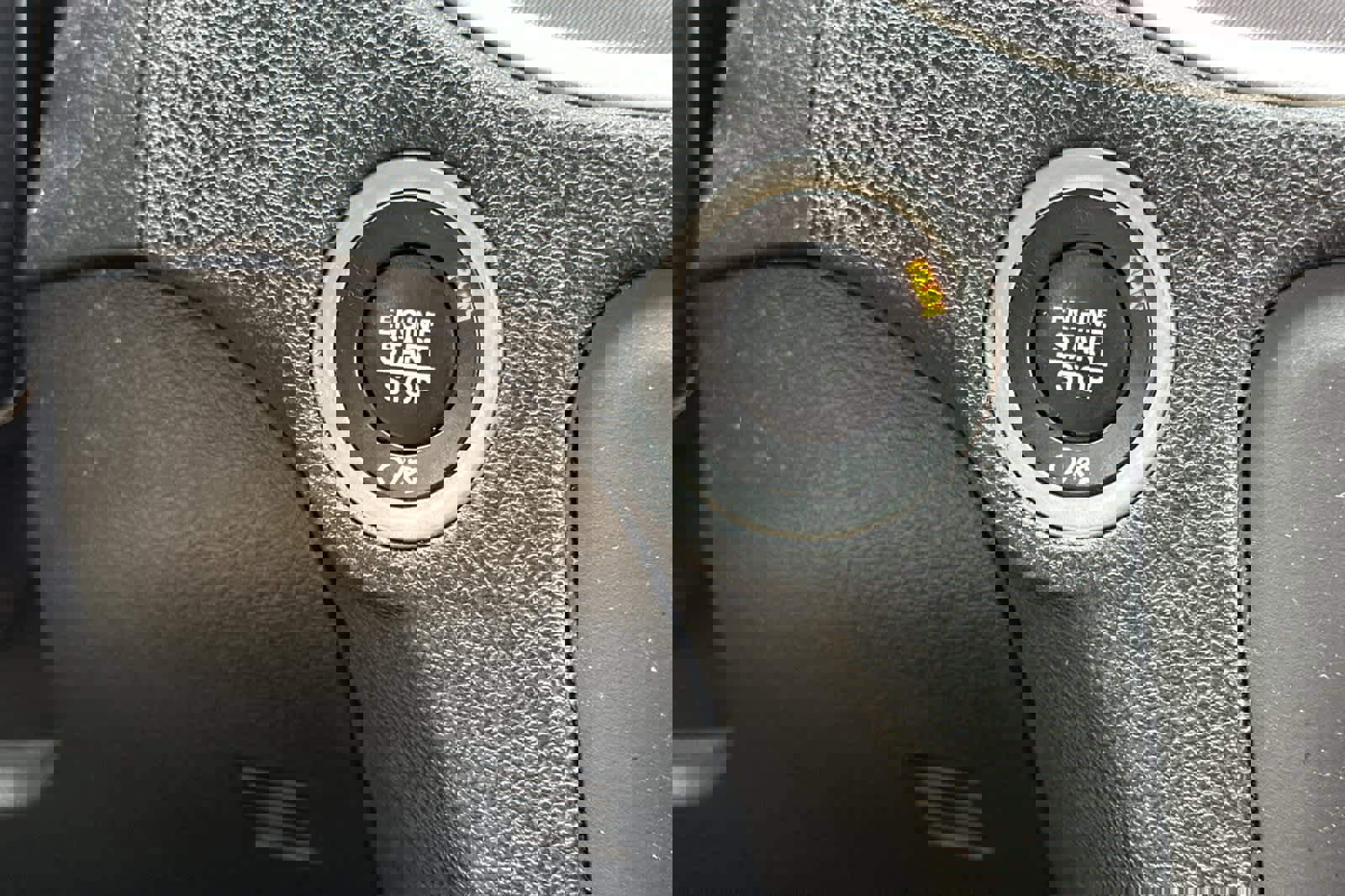 Used 2021 Dodge Charger SXT w/ Blacktop Package image 24