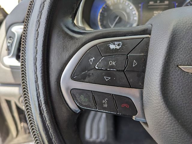 Used 2015 Chrysler 200 Limited w/ Spring Special Group FWD image 30