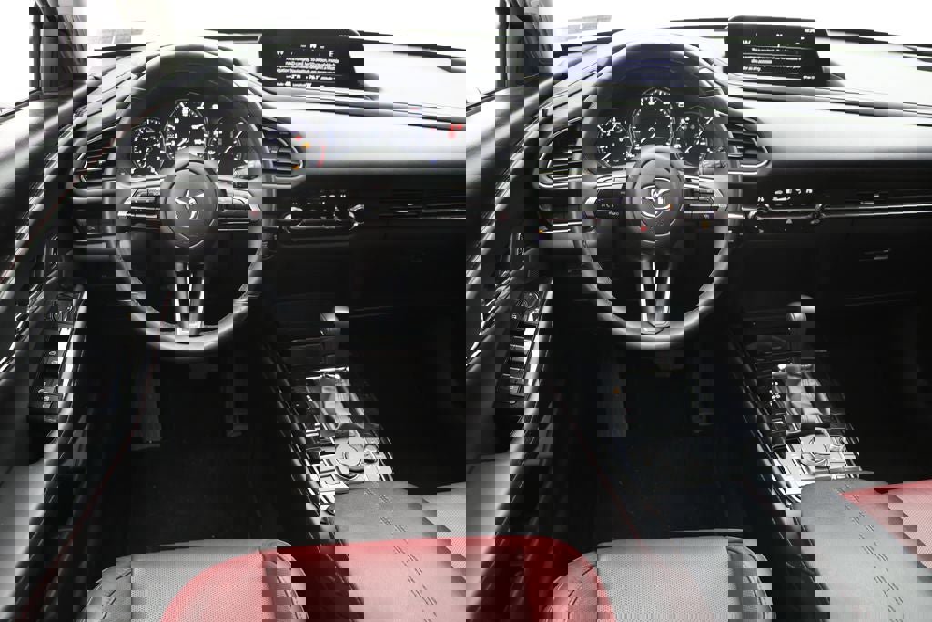 Used 2024 MAZDA CX-30 AWD 2.5 S w/ Preferred Package image 13