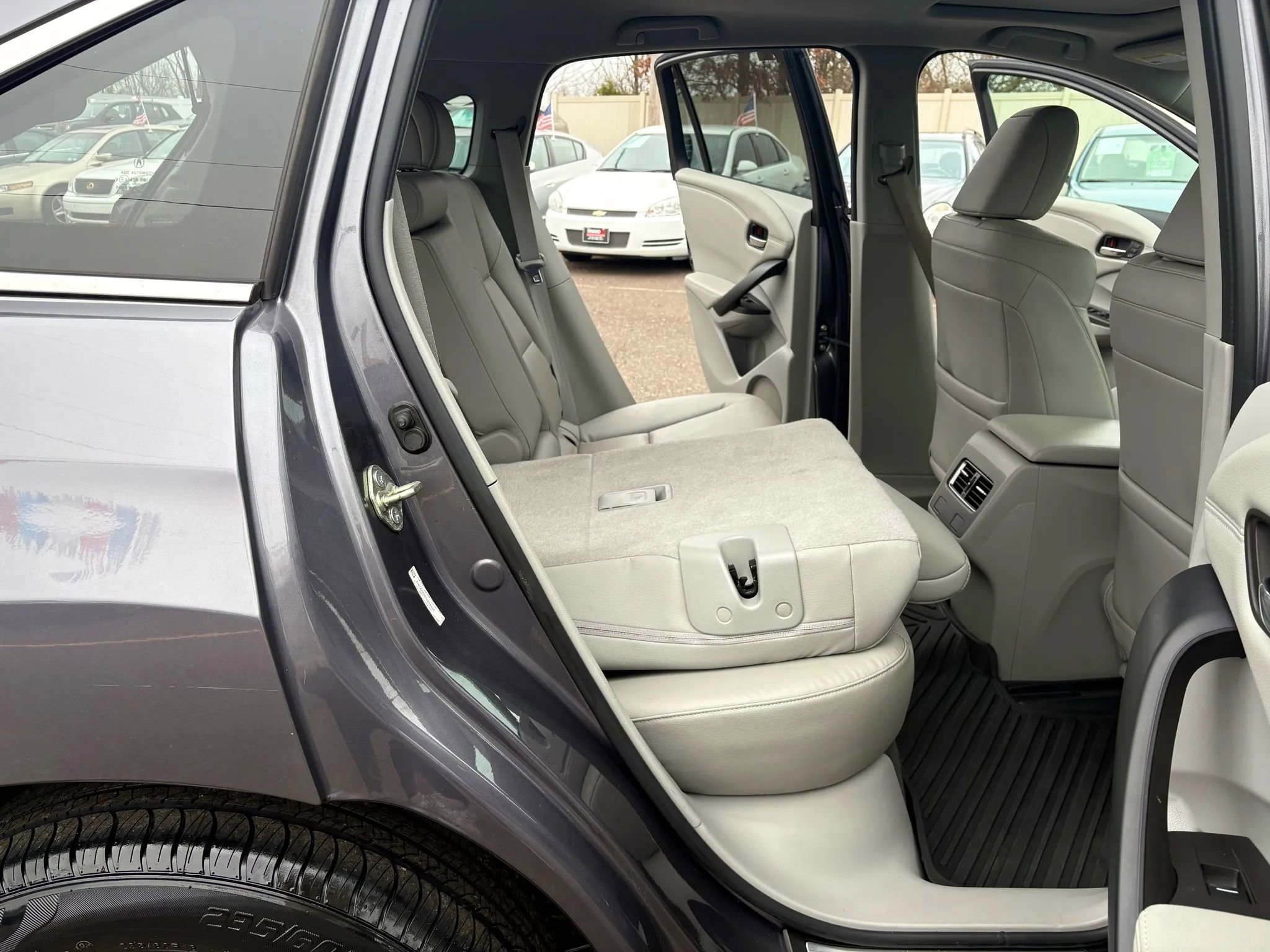 Used 2017 Acura RDX AWD w/ Technology Package image 29