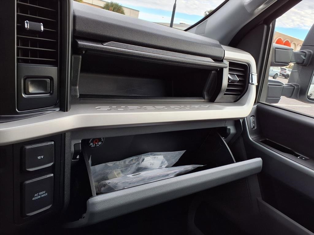 Used 2023 Ford F250 XLT image 31