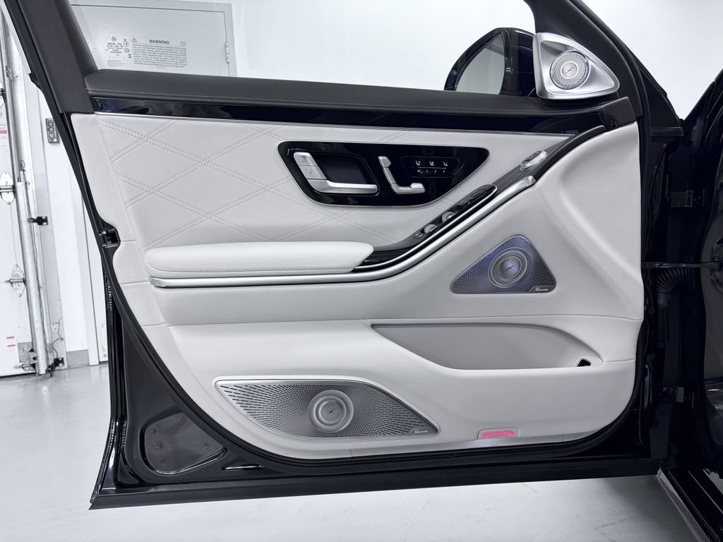 Used 2023 Mercedes-Benz Maybach S 680 4MATIC image 17