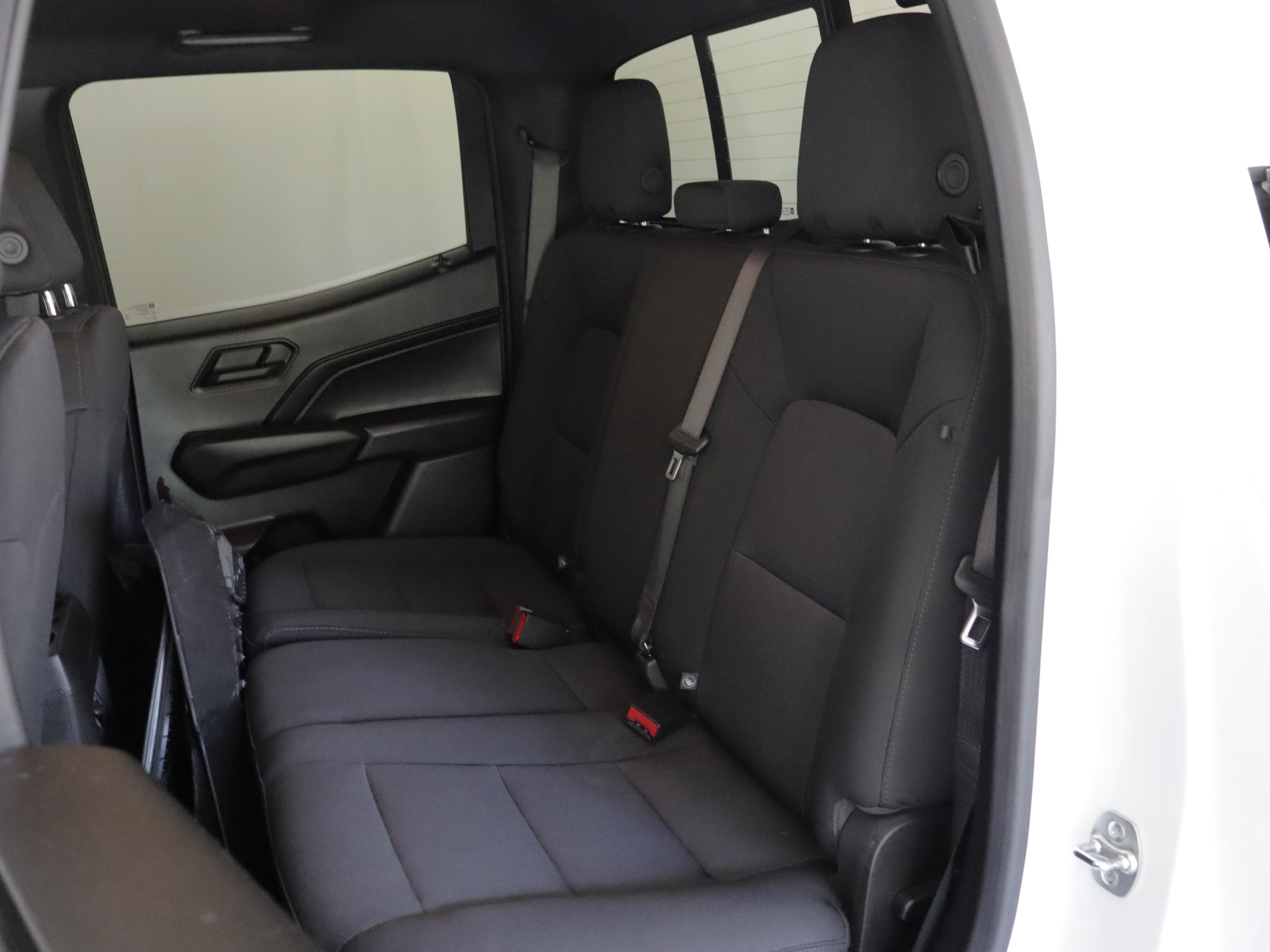 Used 2024 Chevrolet Colorado Trail Boss w/ Advanced Trailering Package AWD/4WD image 8