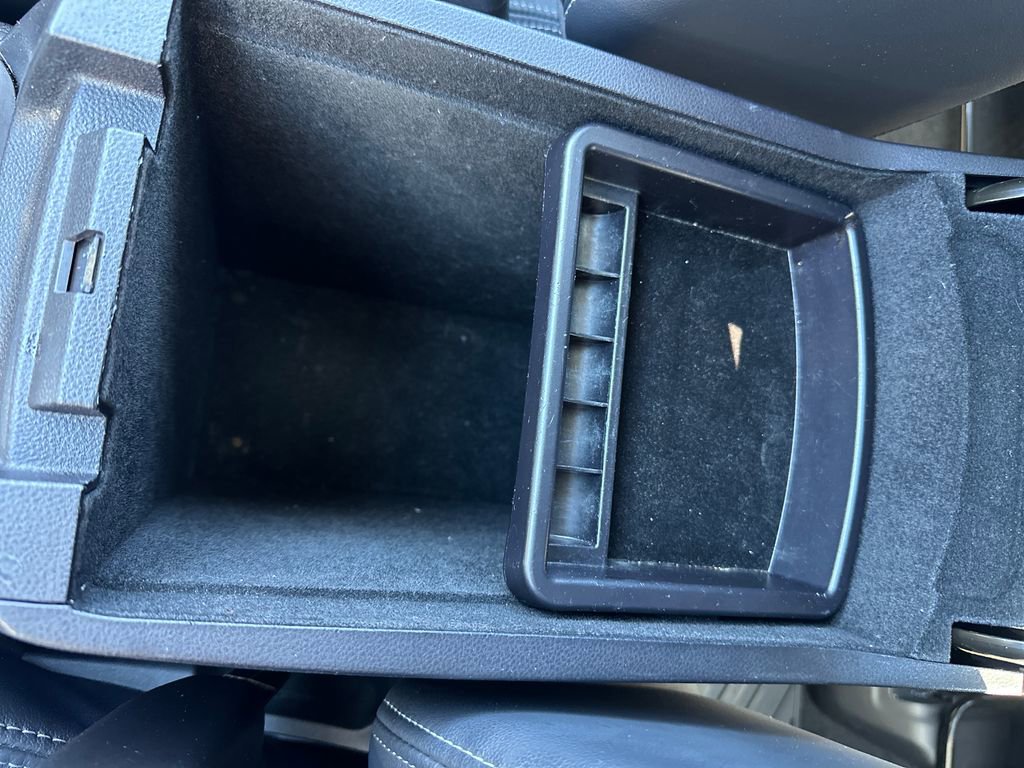 Used 2022 Subaru Ascent Limited w/ Technology Package image 37