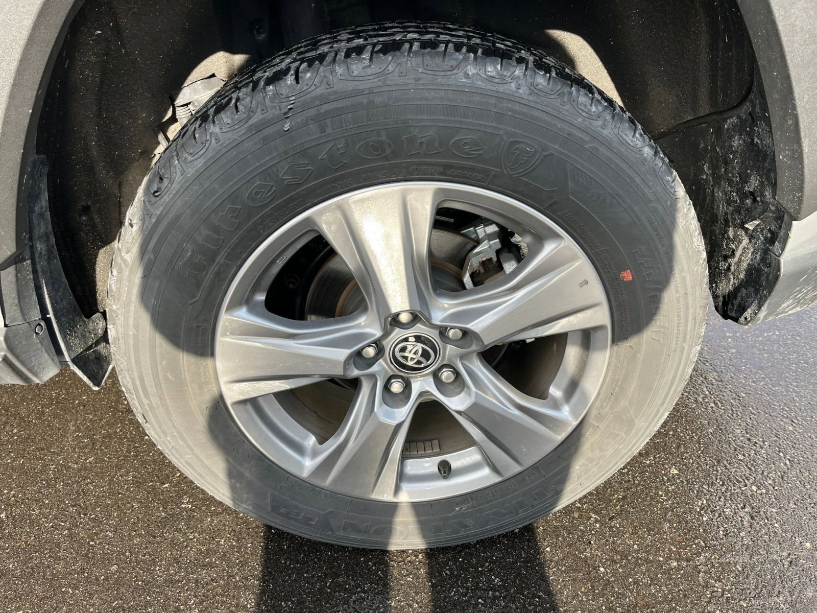 Used 2025 Toyota RAV4 LE image 29