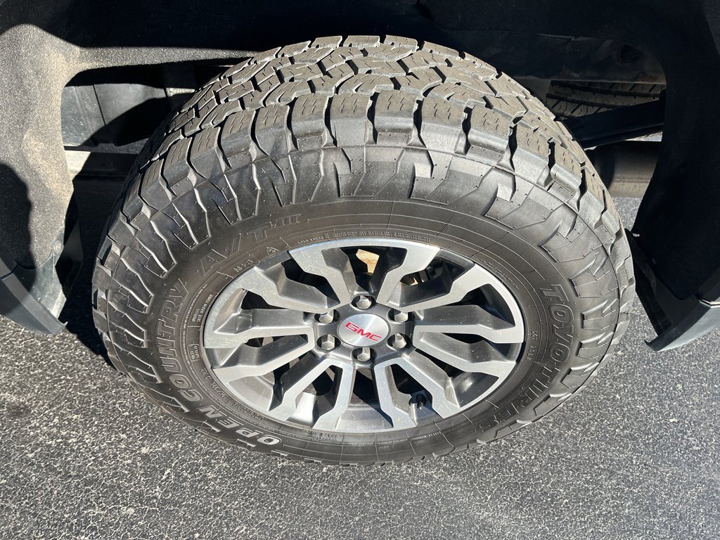 Used 2023 GMC Sierra 1500 AT4 w/ Technology Package image 38