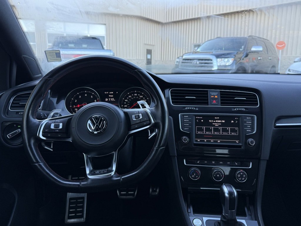 Used 2017 Volkswagen GTI Sport image 7