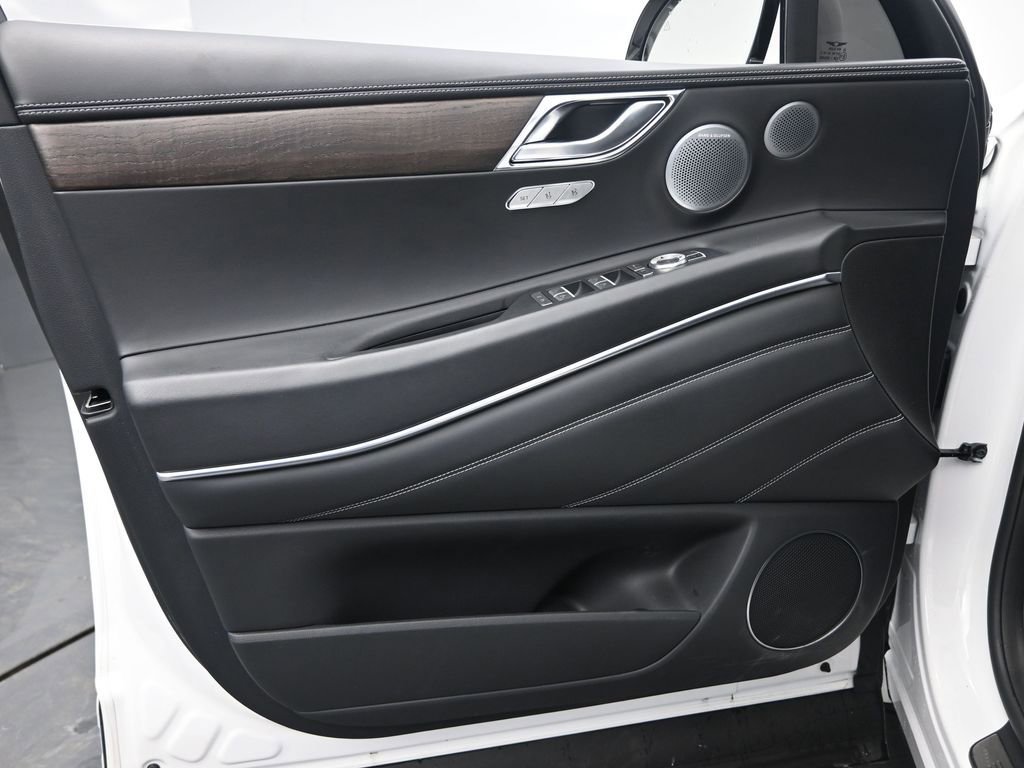 Used 2025 Genesis GV80 3.5T Advanced image 27