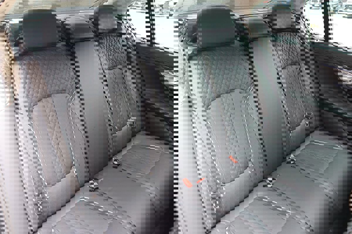 Used 2018 BMW 750i 750i image 39