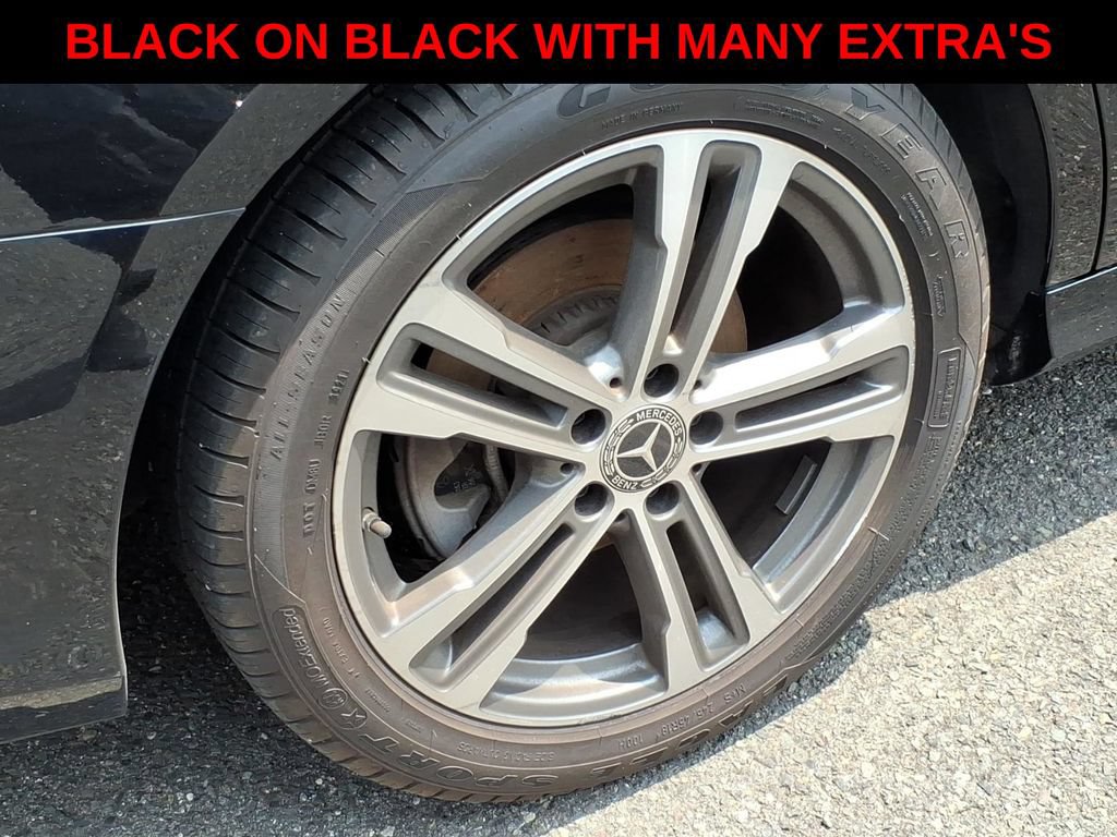 Used 2022 Mercedes-Benz E 350 4MATIC Sedan image 7