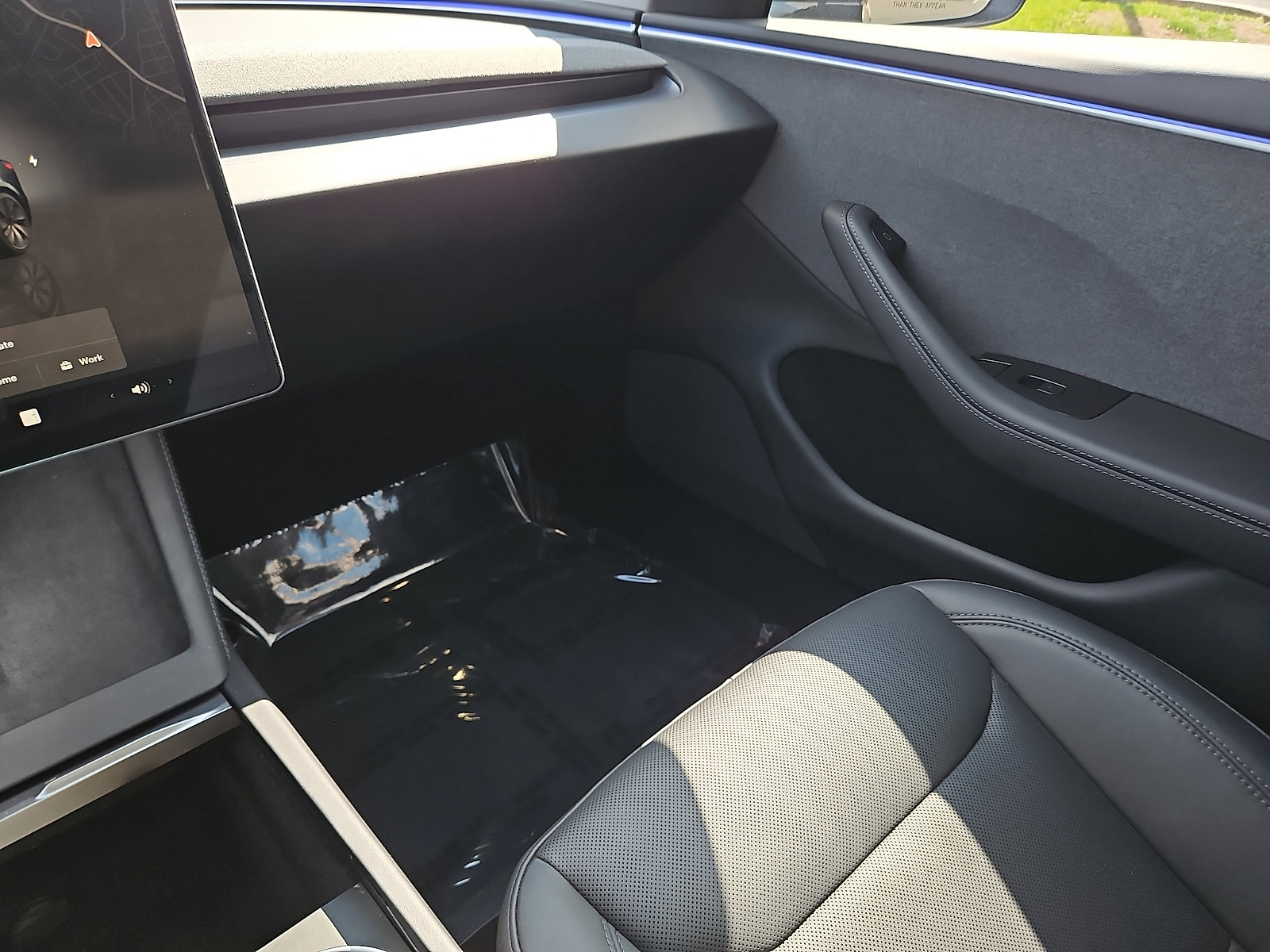 Used 2024 Tesla Model 3 Standard Range image 24