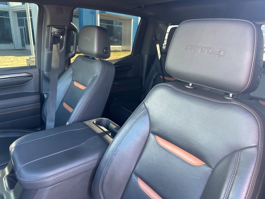 Used 2023 GMC Sierra 1500 AT4 w/ Technology Package image 14