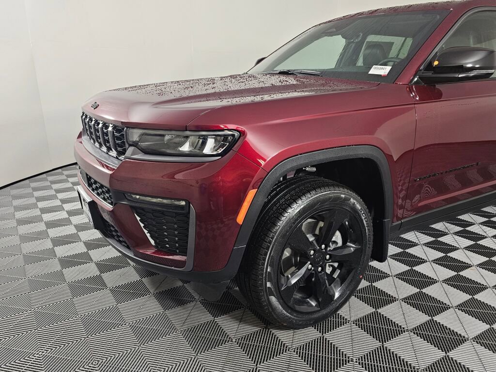 New 2026 Jeep Grand Cherokee L Limited w/ Limited Altitude Package image 10