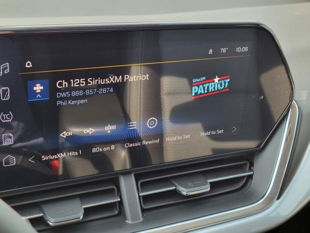 New 2026 Chevrolet Trax LT w/ Sunroof Package FWD image 19