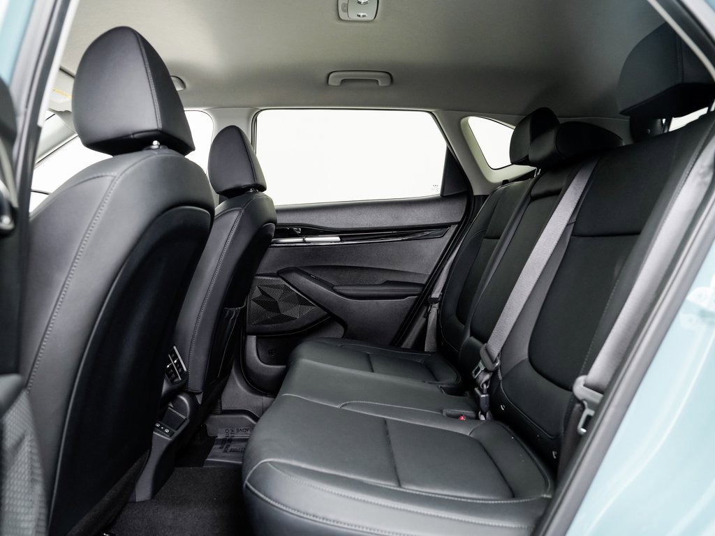 Used 2024 Kia Seltos EX image 23