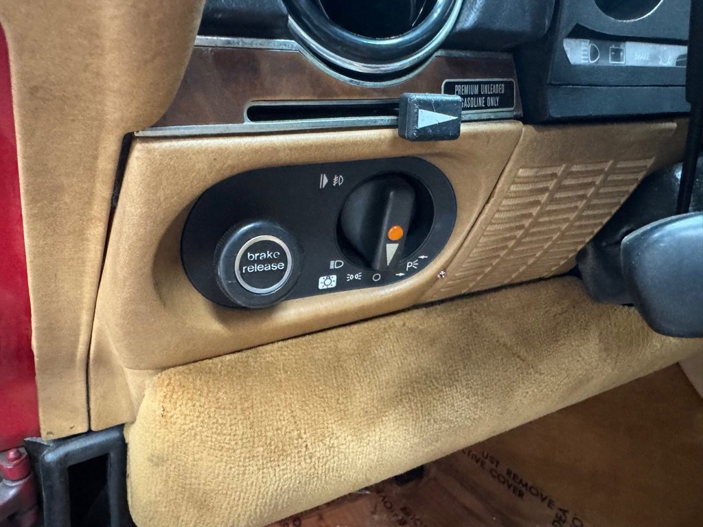 Used 1989 Mercedes-Benz 560 SL SL image 38